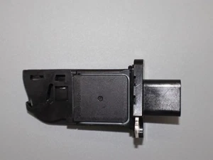 Mass air flow sensor 320/09687 JCB AFH70M-109 Original Hitachi New. - Picture 1 of 6