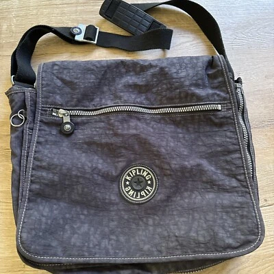 "Cartera bandolera grande plegable Kipling 15x15"" sin encanto" Foto 1 de 4