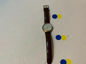 Timex Quartz Analog Men's Watch Classic Leather Strap - Picture 1 of 2