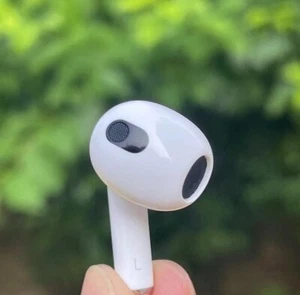 Genuine Apple Airpods 3rd Generation: (LEFT SIDE ONLY) for Replacement - A2564 - Zdjęcie 1 z 3