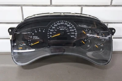 03-05 Chevy Silverado 2500HD Speedometer Cluster Trans Temp 132k - Image 1 of 4
