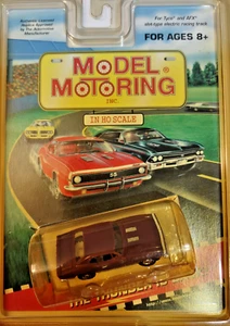 Model Motoring 9801 16 67 Camaro Purple White HO Slot Car NEW! - Picture 1 of 3