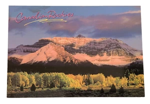 Beautiful Vintage 1980's Canadian Rockies Banff National Park Postcard - Unused - Imagen 1 de 2