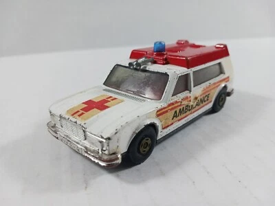 MATCHBOX KING SIZE AMBULANCE K-49 1974 ENGLAND - Image 1 of 4