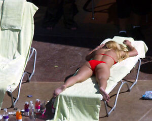 BRITNEY SPEARS 8X10 CELEBRITY PHOTO PICTURE HOT SEXY BIKINI CANDID 162