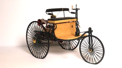 Franklin Mint 1886 Benz patent Motorwagen Car scale 1:8 INV# 3554 - Image 1 of 4