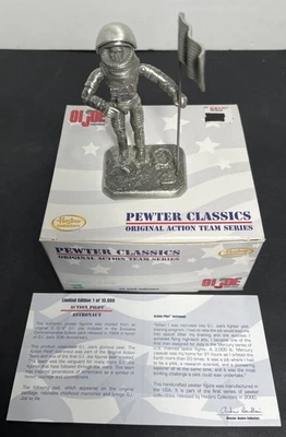 GI Joe Hasbro Pewter Classics 2000 piloto de acción astronauta en caja con certificado de autenticidad Foto 1 de 4