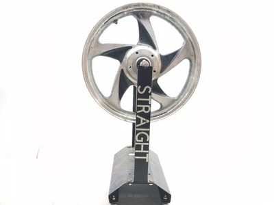 04-09 Llanta delantera Triumph Rocket 3 III RECTA 17x3,50 Foto 1 de 4