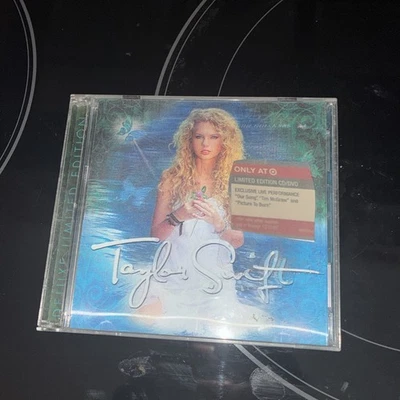 Taylor Swift TARGET EXCLUSIVE CD/DVD WITH LENTICULAR COVER + BONUS *RARE* 2007  - Image 1 of 4
