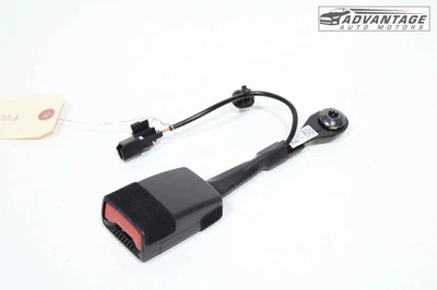 2024-2025 CHEVROLET TRAX HEBILLA CINTURÓN SEGURIDAD LADO PASAJERO DELANTERO DERECHO OEM Foto 1 de 4