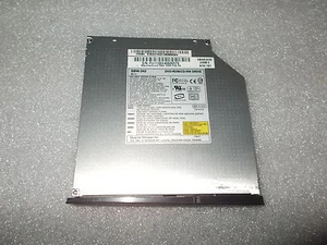LETTORE DVD MASTERIZZATORE CD Quanta SBW-242 IDE 24x- 24x- 24x+ 8x - Imagen 1 de 1