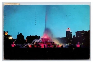 Buckingham Fountain Night View Chicago Illinois IL Chrome Postcard T22 - Picture 1 of 2