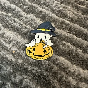 Enamel Pin Ghost Witch Hat On Head Pumpkin Kitten Brooch Lapel Jewelry Ghost - Picture 1 of 4
