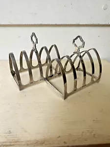 A Pair of Sterling Silver Toast Racks by Hardy Bros Birmingham 1961 - Picture 1 of 8
