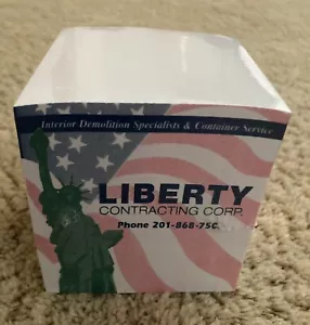 Statue of Liberty and American Flag Post It Notes - 3” Cube - Picture 1 of 3