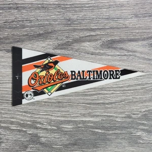 VTG 1990's Baltimore Orioles Mini Pennant MLB Baseball 9" x 4” Felt Banner Flag - Picture 1 of 8