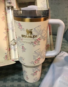 The Stanley X Love Shack Fancy Holiday Quencher Cup 40OZ - Rosa Beaux Blue NEW - Picture 1 of 7
