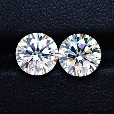 3.46ct VVS [2Pcs Pair] Brilliant Round Cut 8.3mm White (Color Less) Moissanite - Image 1 of 4