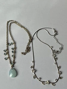 Set zierliche dünne silberfarbene Kette mit abwechselnden klaren Strassblumen & Fros - Bild 1 von 11