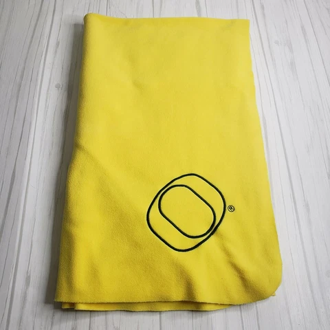 Oregon Ducks Yellow Fleece Throw Blanket Green Logo Cover