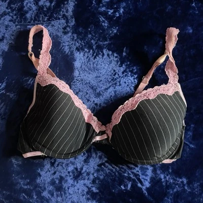 Sutiã listrado Y2K preto rosa etiqueta desbotada 34b?  - Imagem 1 de 2