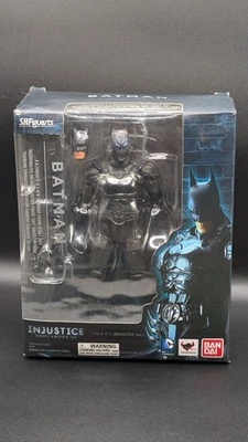 Figura de acción Batman Injustice Gods Among Us Bandai SH Figuarts - Usada  Foto 1 de 4