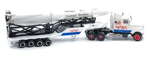 1980s Majorette NASA Semi Truck w/ 3 Stage Rocket 1/87 Scale France Vintage - Bild 1 von 9