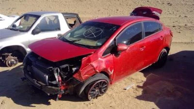 Used Fuel Injection Throttle Body fits: 2013 Kia Rio  Grade A - Imagem 1 de 4