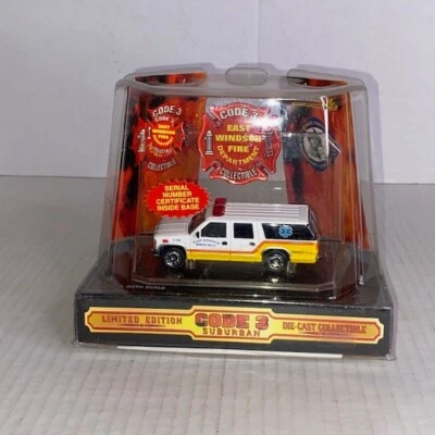 Code 3 East Windsor Rescue Squad GMC Chevy Suburban Fire Dep. Truck Die-Cast Ltd - Image 1 of 4