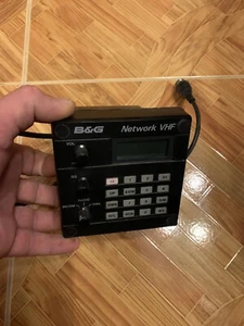 B&G NETWORK Marine VHF Transceiver Radio NO V2000 Brokes and Gatehouse ICOM - Picture 1 of 4