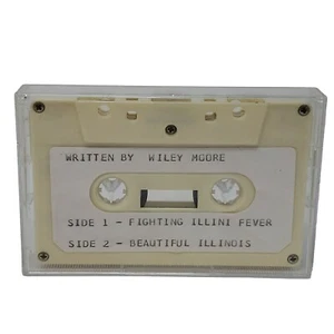 Written By Wiley Moore FIghting Illini Fever Beautiful Illinois Cassette Tape - Imagen 1 de 6