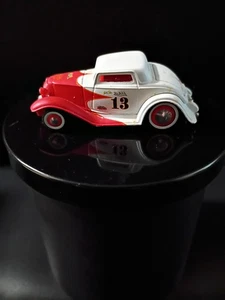 Jada Toys Von Dutch Garage 32 1932 Ford White & Red #13 Diecast 1/64 Scale - Picture 1 of 4