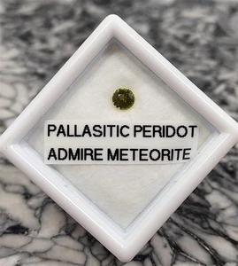 Pallasitischer Peridot Edelstein 0,19 cts., 3,82 mm, mit G.I.A. Bericht, #ppv19 - Bild 1 von 3