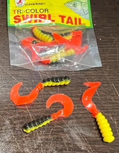 2" CREME TRI COLOR SWIRL TAIL Grub * Crappie * Barsch * WEICHPLASTIK KÖDER KÖDER - Bild 1 von 1