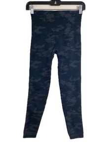Spanx Camo Crop Leggings Size M Teal Shapewear Capri Mid Rise Athleisure - Picture 1 of 6