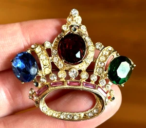 Vintage Jewelcraft Crown Brooch Pin  - Picture 1 of 5