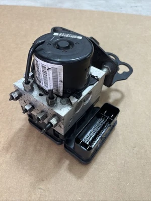 Módulo de control de bomba de freno ABS Jeep Patriot Compass 2010-2013 OEM 68091115AD Foto 1 de 4