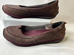 Zapatos planos de ballet Christine de Eddie Bauer para mujer marrón sin usar, en caja, puntera sin cordones talla 9 - Imagen 1 de 7