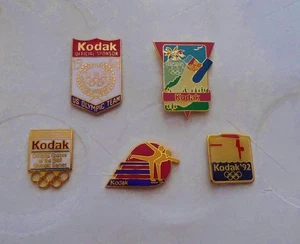 Vintage Kodak Summer and Winter Olympic Sponsor Five Pin Set E.U.C. - Bild 1 von 1