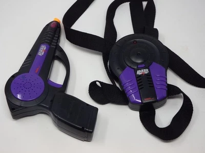 Antigo 1998 Tiger Electronics Lazer Tag Preto e Roxo Testado - Blaster + Sensor - Imagem 1 de 4