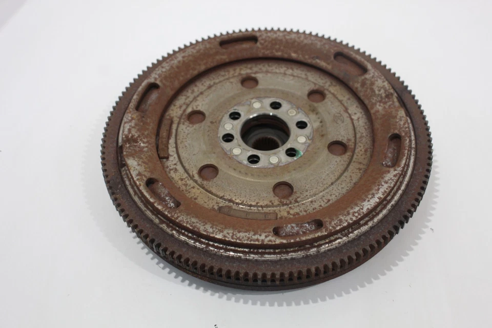 Volante automático 280 mm doble masa CAGB 03G105317C Audi A6 4F C6 2.0TDi CVTi Foto 1 de 4