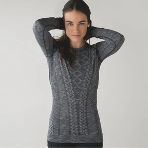 Pullover Lululemon Rest Less negro jaspeado talla  - Imagen 1 de 8
