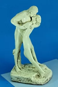 Estatua de abrazo amoroso desnudo vintage 1977. 12". - Imagen 1 de 9