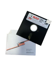 Juego de disquetes Mad Spy vs Spy. (Commodore 64) - Imagen 1 de 3