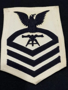 Early WW2 USN Fire Controlman Chief Petty Officer Rate White Twill Patch - Picture 1 of 19