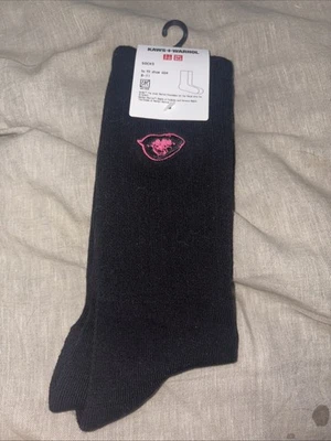 KAWS x Andy WARHOL x UNIQLO 'Lips' Black Socks [Adult Size 8-11] Brand New NWT - Image 1 of 2