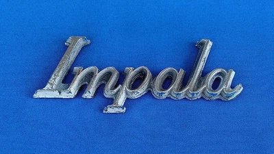 EMBLEMA USADO GM CHEVY 1978-1985 IMPALA CROMO ESCRITURA Foto 1 de 3
