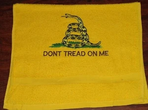 Toalla de mano bordada Dont Tread On Me Patriotic Gadsden Snake Flag Machine - Imagen 1 de 2