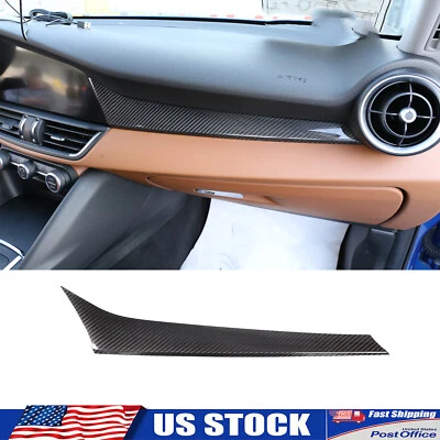 Cubierta de tablero de pasajero de fibra de carbono real para Alfa Romeo Giulia 2017-2020 Foto 1 de 4