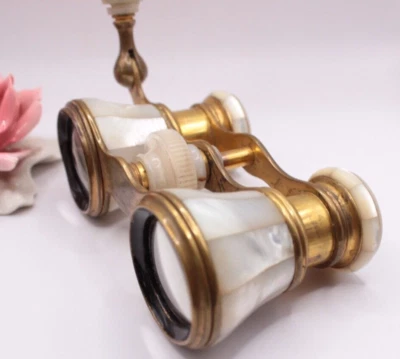 Theaterglas Fernglas Opernglas mit Griff Perlmutt Messing Optiker Ruhnke Berlin - Bild 1 von 4